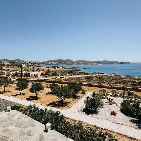 Refresh & Relax Residencies Finikas (Syros)