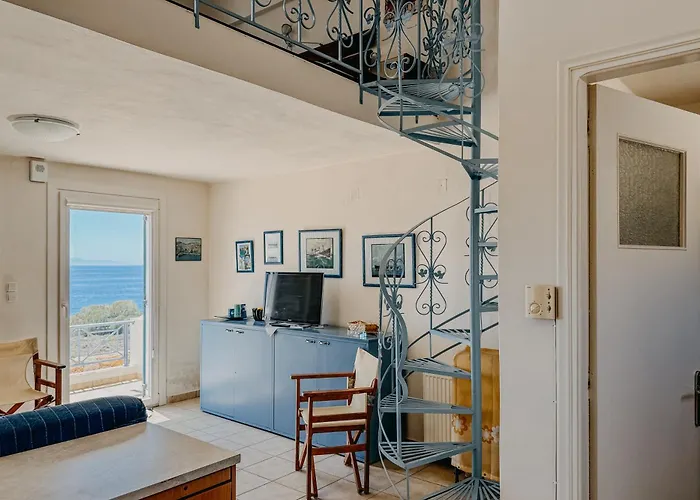 Refresh & Relax Residencies *